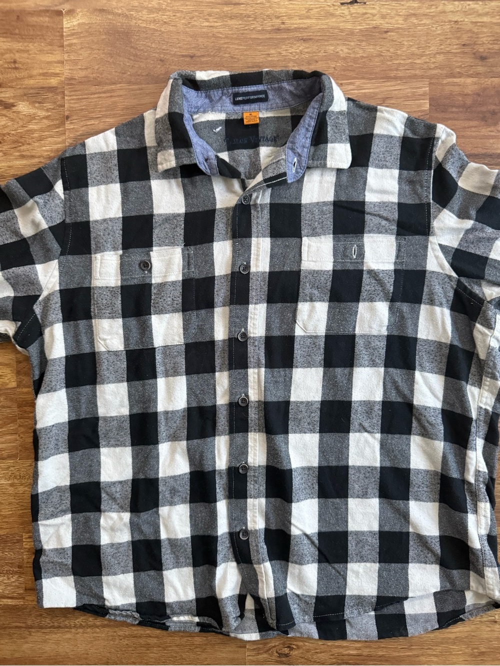Tailor Vintage Black and White Buffalo Check Casual Button-Down Shirt